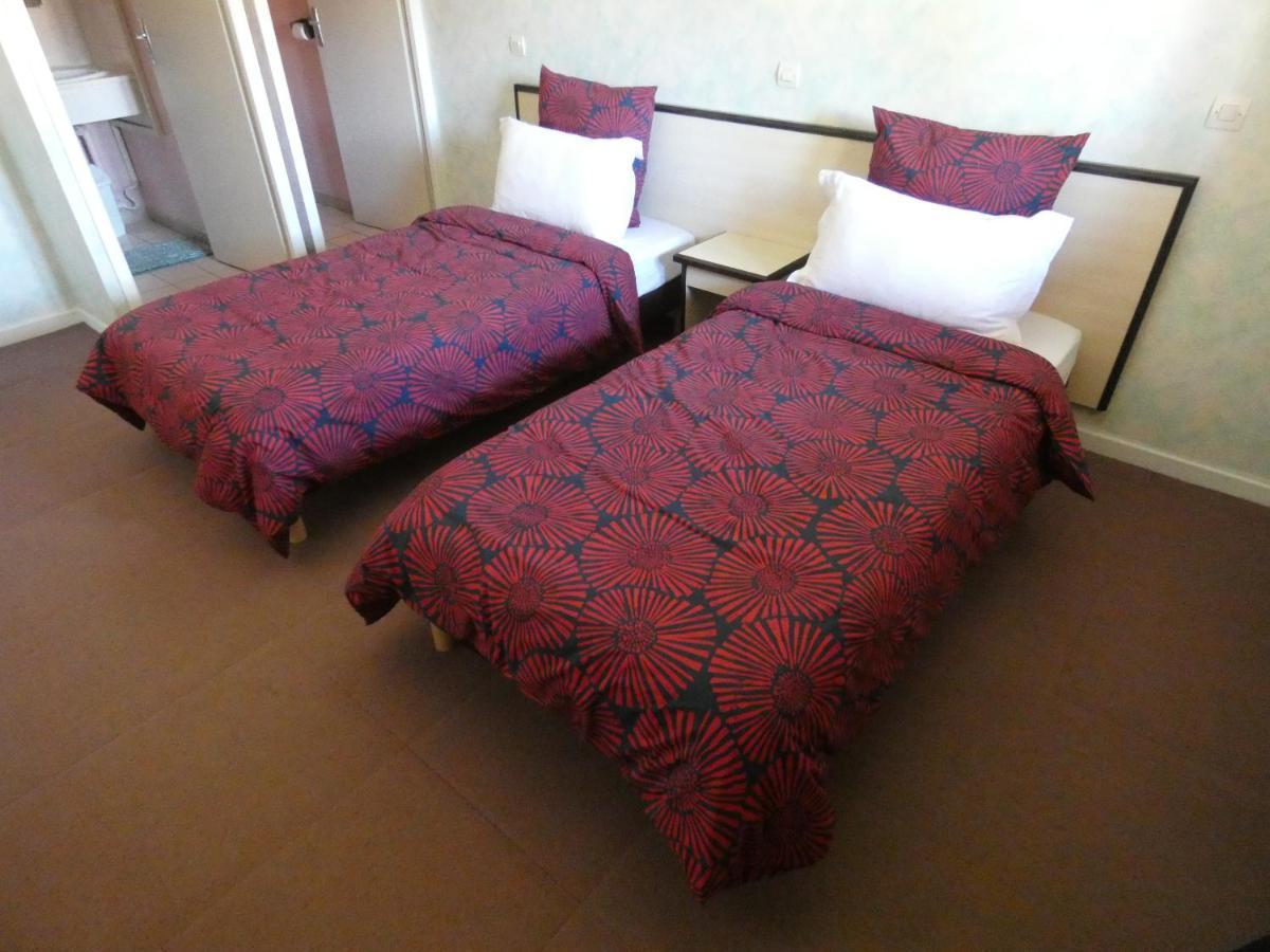 Hotel L'Agape Thermes-Magnoac Екстер'єр фото